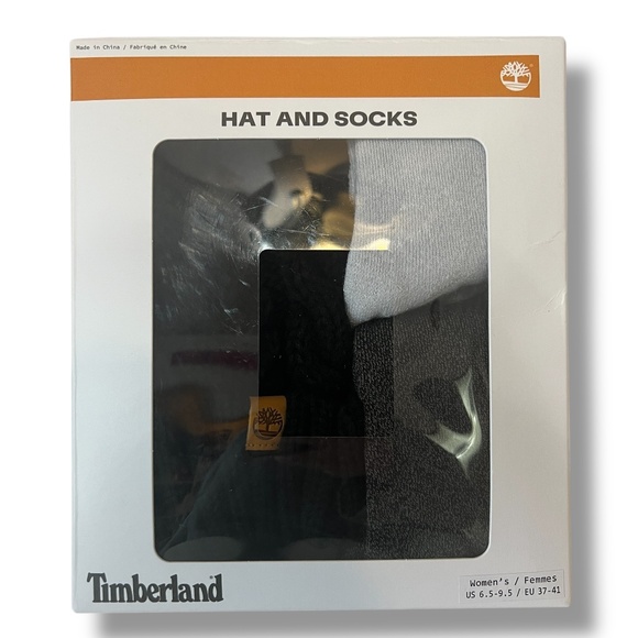 NEW TIMBERLAND HAT AND 2 PAIR‎ SOCKS WOMEN'S US 6.5-9.5 Black/Gray Set - Picture 1 of 9
